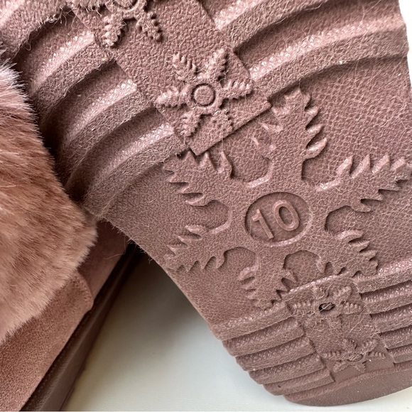 SO COATIMUNDI Women’s Winter Boots Mauve Faux Fur Cozy Slip On Size 7 - Picture 11 of 11